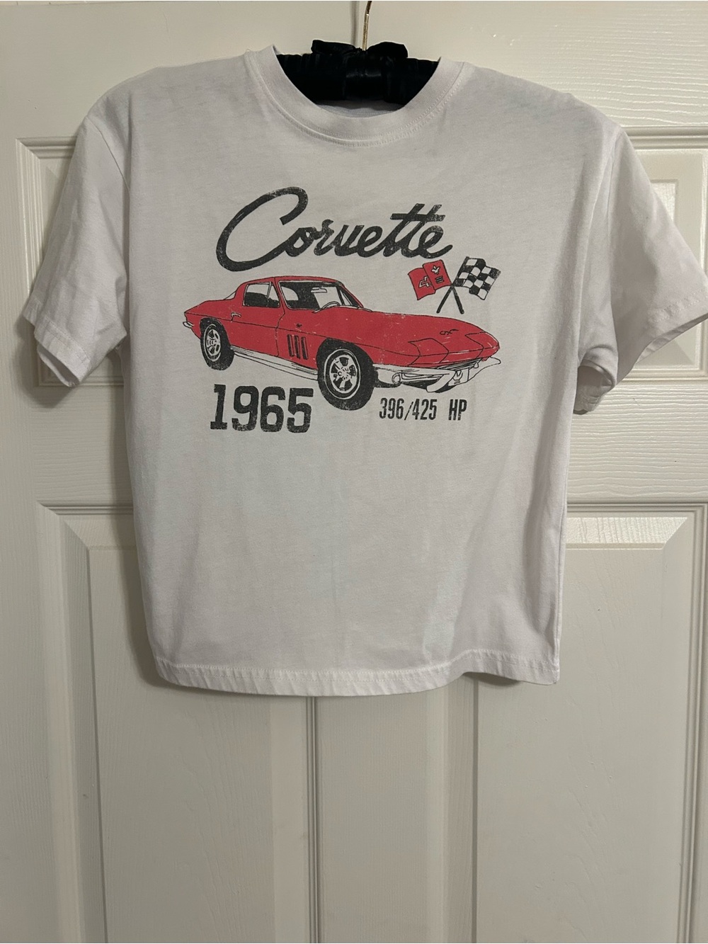 Vintage GM General Motors Corvette Car White TShirt Crop Small